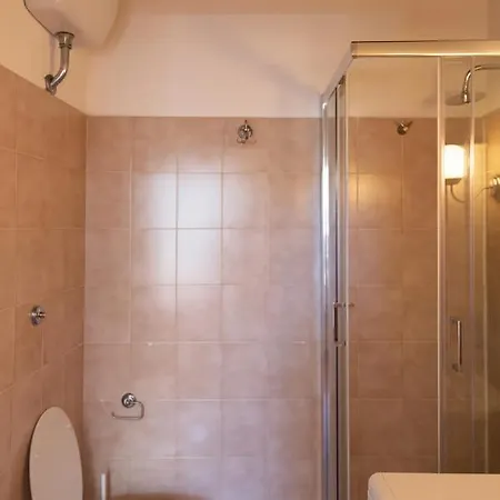 Apartment Serene Gem In Front Of Duomo Florence